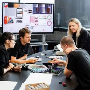 Designteam-1024x576-1-300x300